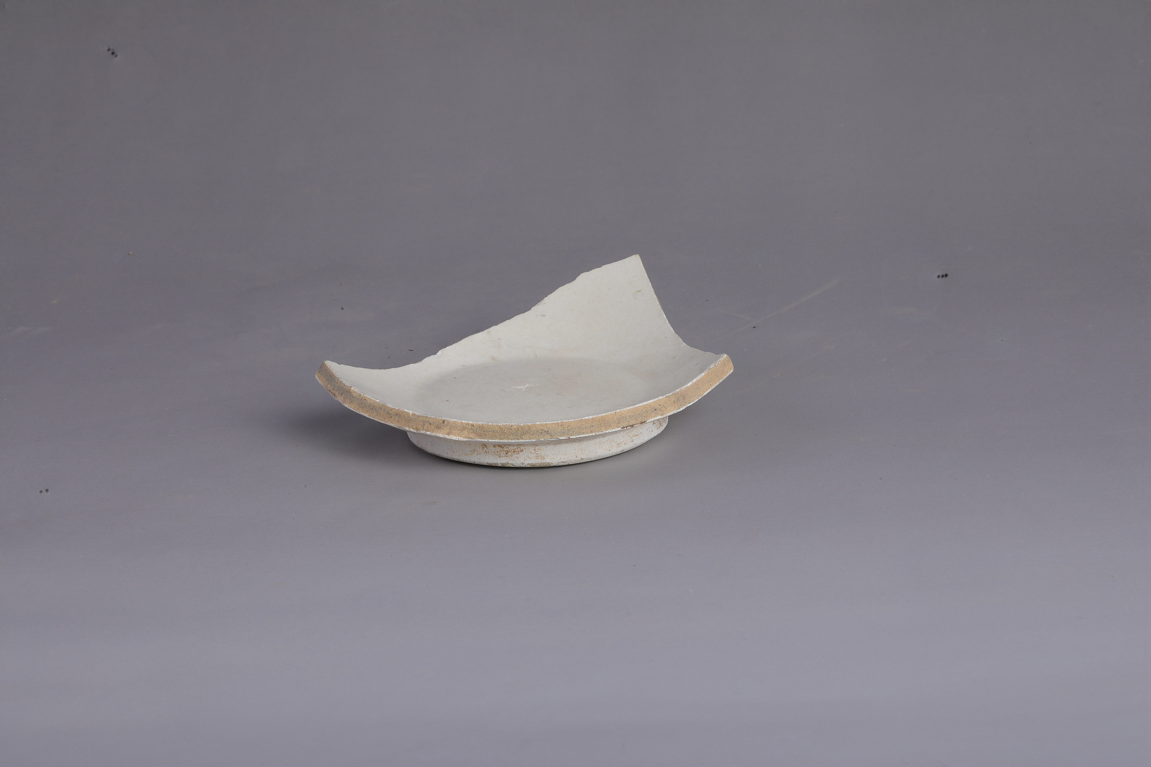 221-定窑白釉瓷片1.jpg